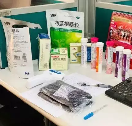 【抗击疫情 银行客服人在行动】不惧风雨 众志成城—民生银行信用卡中心客服人迎战新型冠状病毒肺炎疫情纪实