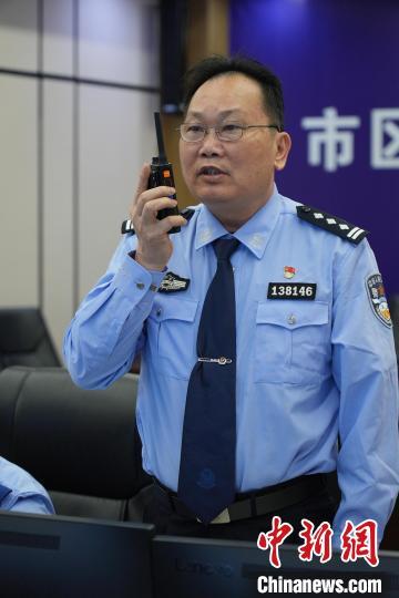 广东惠州罗仕辉从警32年 “你好110！”说了数十万次